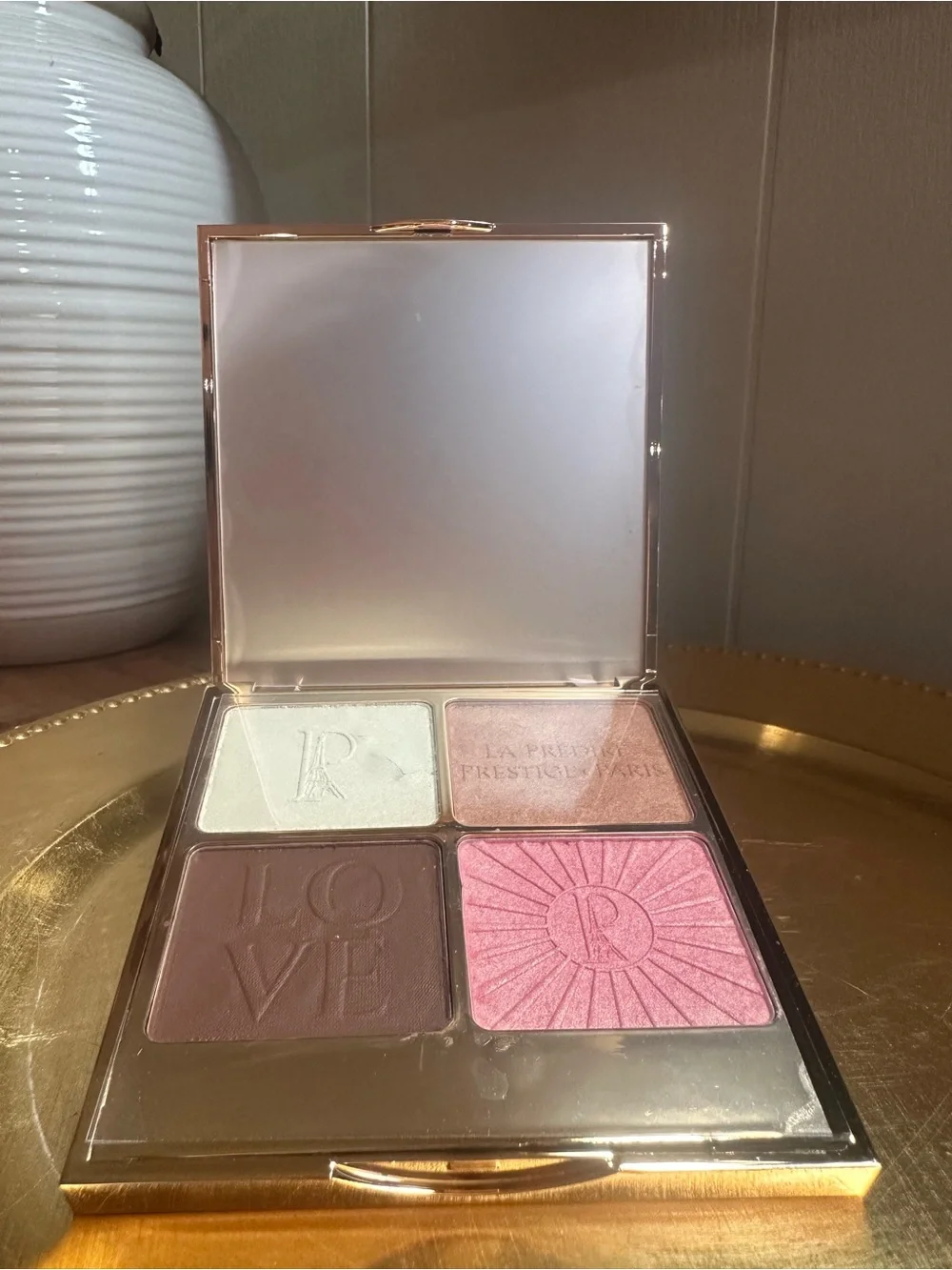 Charlotte Tilbury Glowgasam Pink & Cream Eyeshadow Quad with Pixi Green Skincare